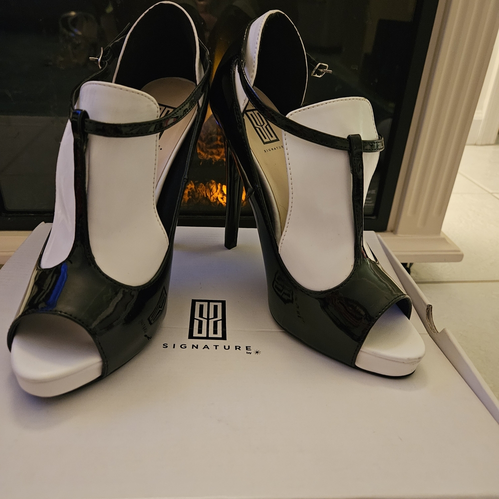 Signature Two-Tone Black and White Heels